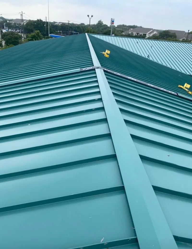 Green commercial metal roof ridge and valley for Metal Roof Repair in Camp Verde